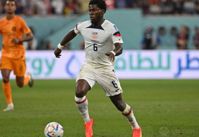 比如临开赛 比如临开赛