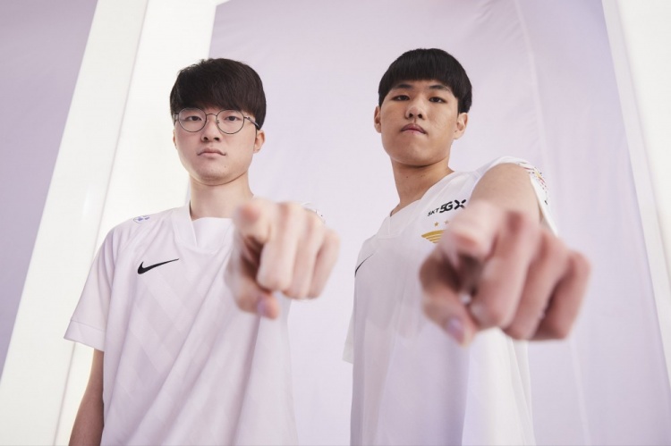 他在刚进入 他在刚进入