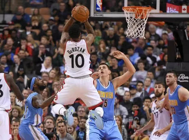 德甲首战中 德甲首战中